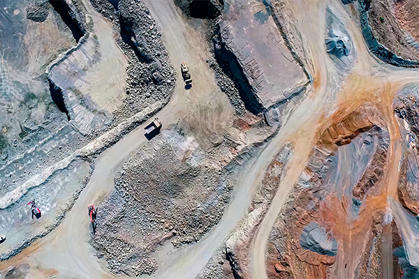 Bowman Awarded $1.9 Million in New Arizona Mining Contracts