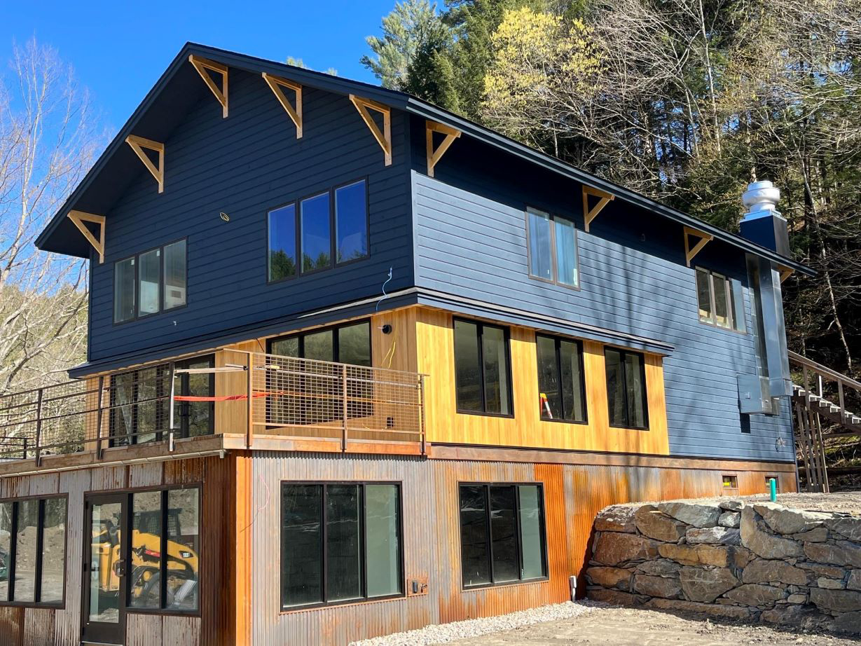 Madbush Falls Bowman